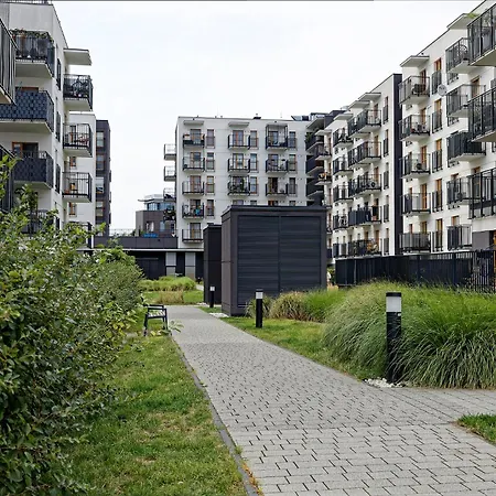 Airport Bakalarska * Warszawa